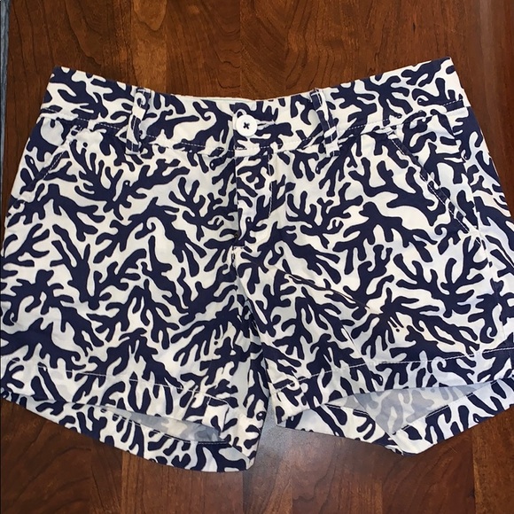 Lilly Pulitzer shorts - Picture 2 of 5